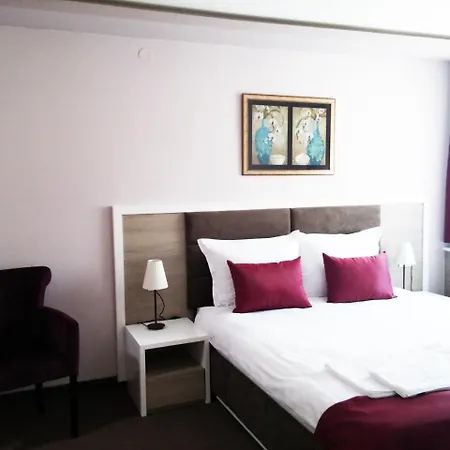 Hotel Ana Lux